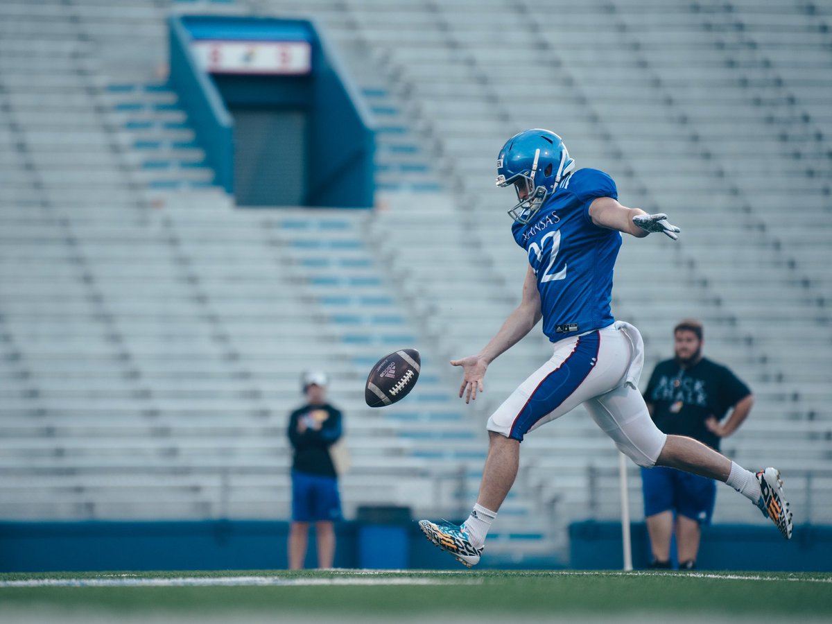 KU_Specialists's tweet photo. The golden child of KU Football celebrates his birthday today. Happy birthday to @DonovanGagen https://t.co/WDDxz0lfx3