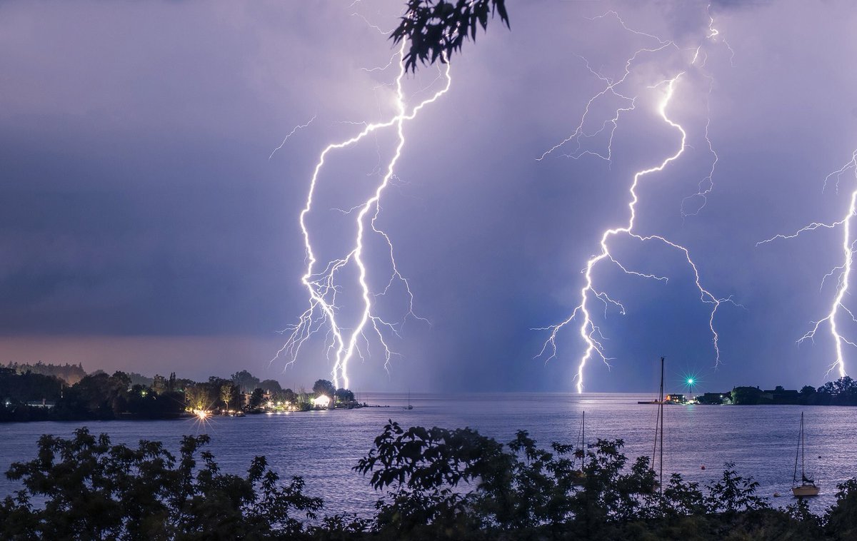 shoresofniagara tweet picture