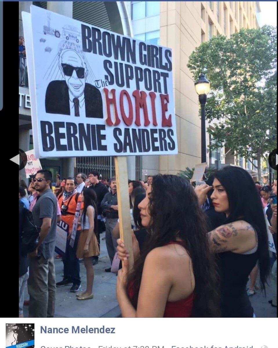 grannysidney's tweet image. #BernieAtWalmart🔆 Came to speak at shareholders meeting. No big fan fare or trying to resart his campaign Just Bernie fighting for the rights of #NotNeUs #Bernie2020 #FightFor15 #Medicare4All 🌹🕶