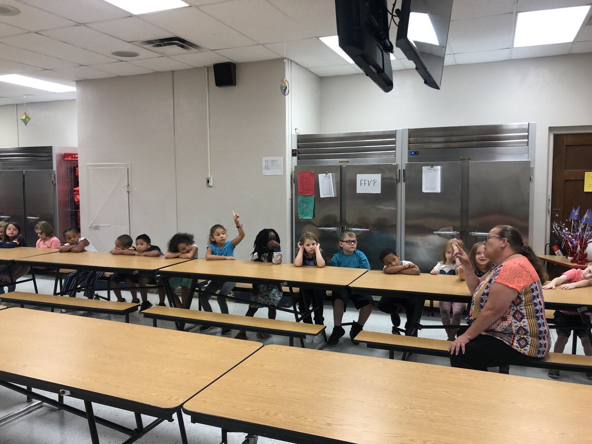 DloDuVall's tweet photo. #edisonpbis @Edison_Eagles  #sjsdproud Eagles soaring today while we develop a culture of high expectations. https://t.co/mY7fN9Xg2a