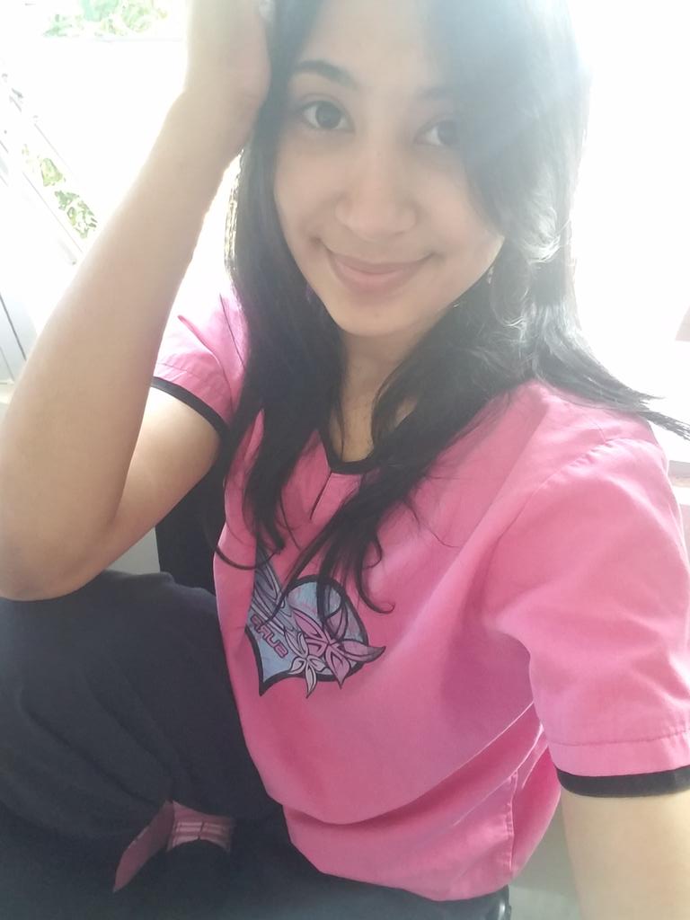 MAGABA14's tweet photo. Feliz inicio de semana laboral ... #UnaDoctoraConSueño #MedLife #VainaDeLosMaya #MedLover #UnoHeLindo #UnoHeHumilde #TamoBuenoTo #MeQuieroIr #InicioDeSemana #NuncaTomenUnaDecisionDeImpulso #VamosPorElLunes #qSeto https://t.co/1kkFhl6cfT
