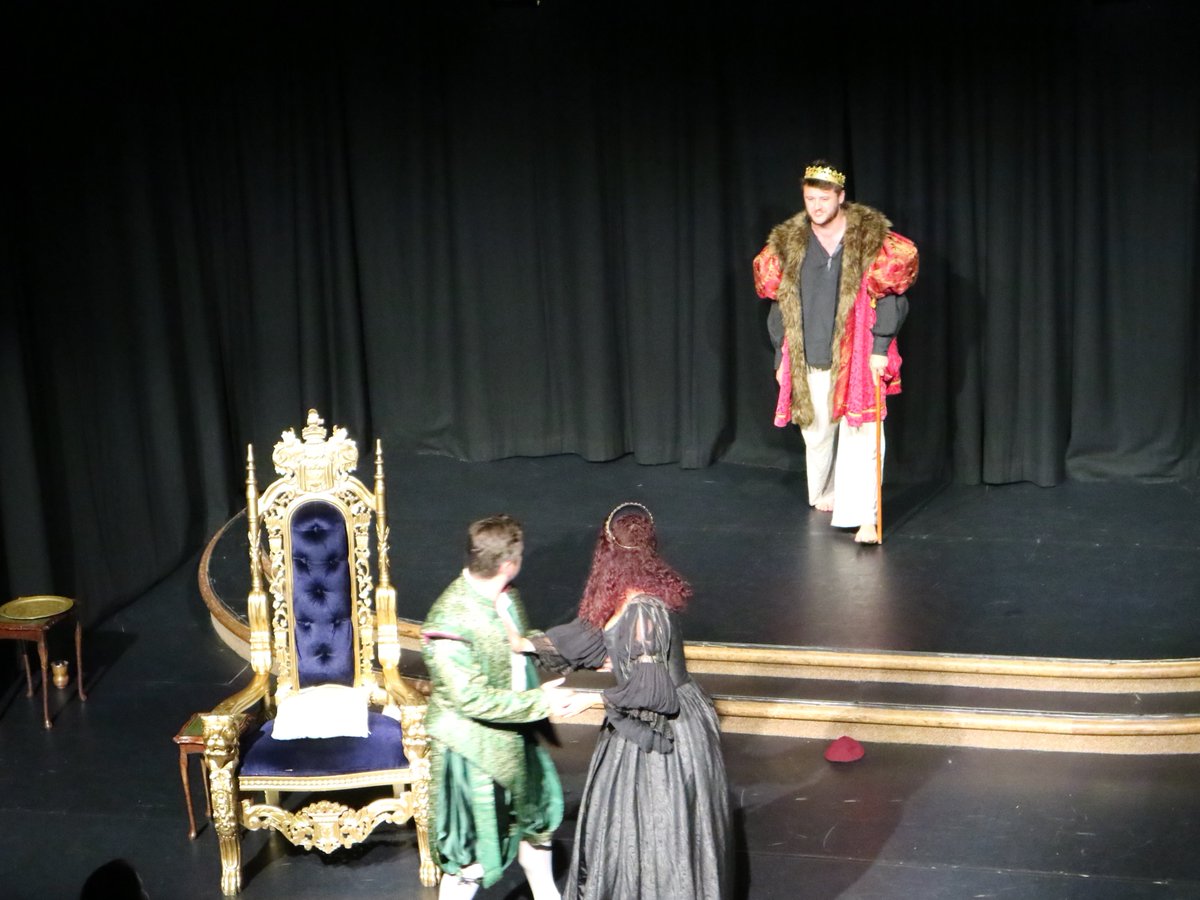 'Who is this here- this shadow of a lord, this sketch of a king’ 

More Fool You Part I starts again tonight at 9.10pm- be sure not to miss it!

 #paradisefringe #makeyourfringe #foolsandkings #northerntheatre #edfringe #henryviii #historicaldrama
