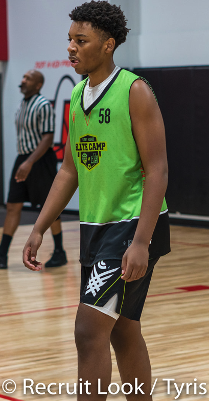 RL_Hoops's tweet photo. We caught up with one of the top players in the 16u division on the RecruitLook Hoops League, Chase Carter (2022). Chase discusses his recruitment, which includes offers from #Vandy #Minnesota #Florida #WestVirginia #Hampton 

Full Article 👇 @Chaseyhoops 
https://t.co/udLGZtNo8S https://t.co/igZXa5cVqn