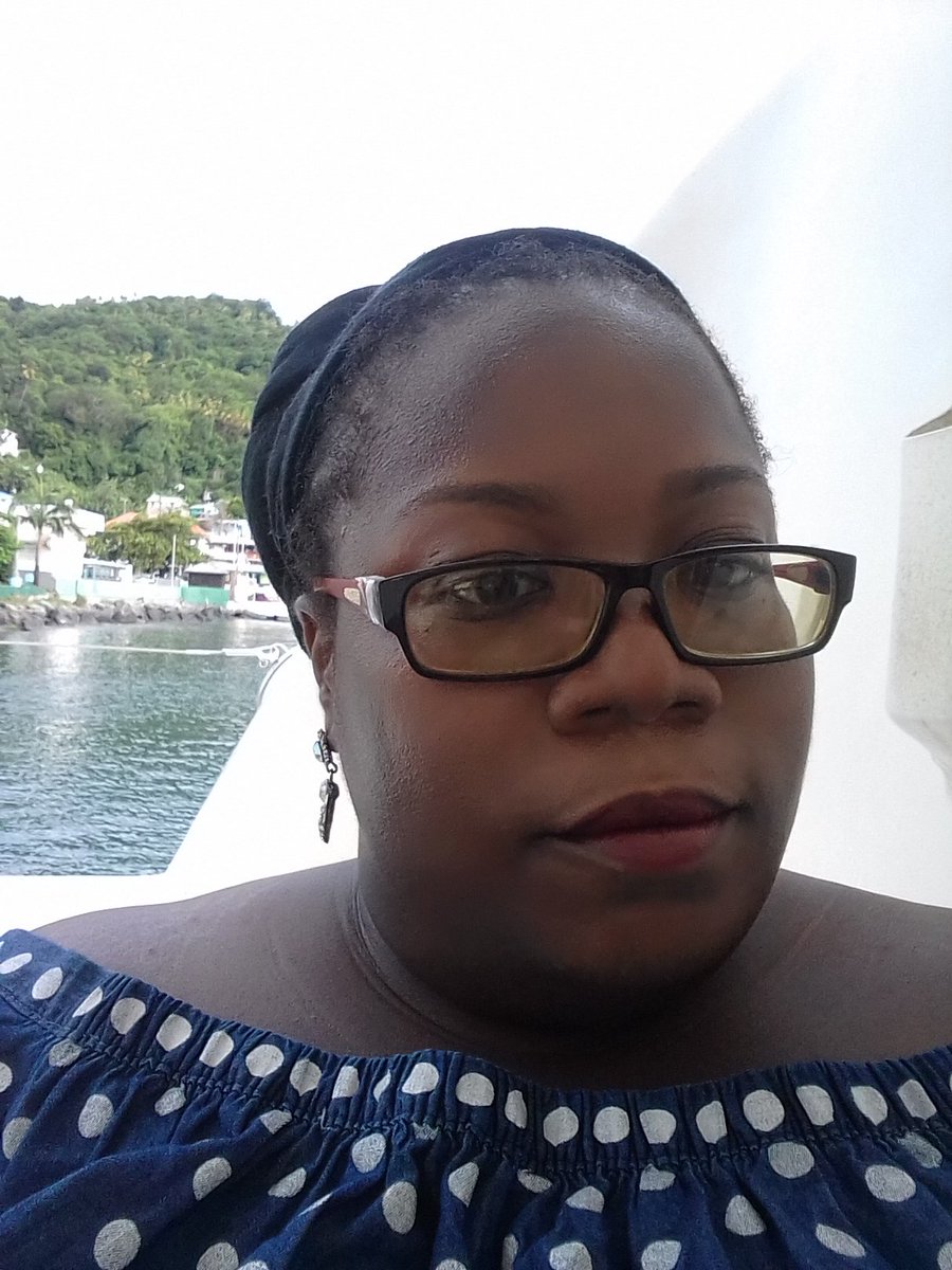 reneata30's tweet image. I'm having a bad hair week so I'm thankful I never got rid of my hairwraps #grateful #smallthings #worktoplay #sunsetcruise