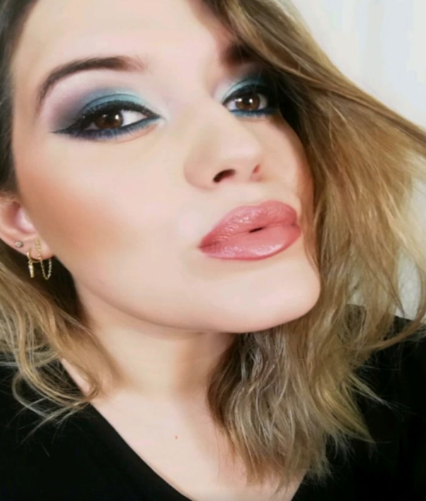 CristianLaySA's tweet image. Las maquilladoras mas 🔝 nos deleitan con video tutoriales #TotalLook #CristianLay
📽️ bit.ly/2zadP7a
Muchísimas Gracias Mariangeles 😍 estamos #Inlove de tu #maquillaje 💋
Podéis Seguirla en #Instagram Aquí: 
📸 bit.ly/2NfMRmP