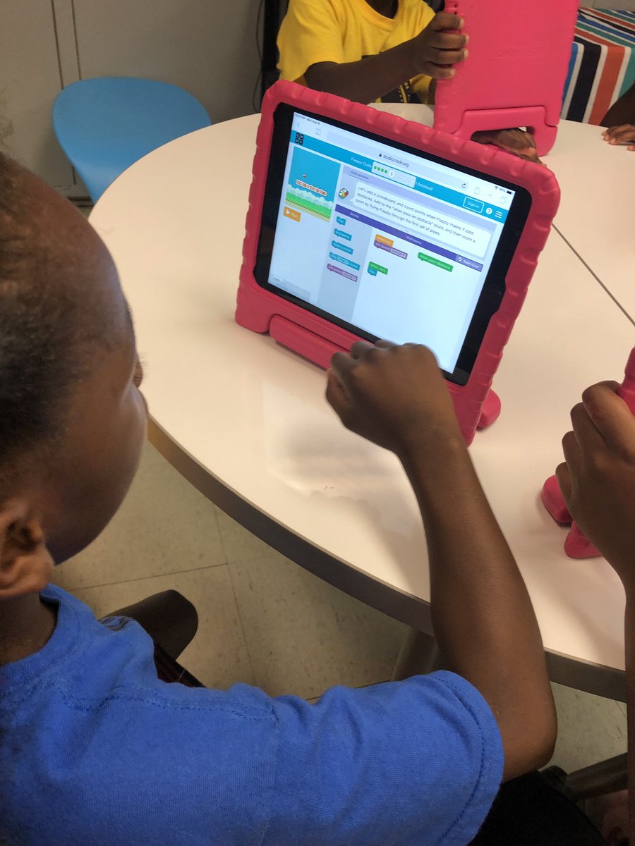 mrswebb4th's tweet photo. The #fondefablab #codinglab was officially up and running today. These third graders blew it out of the park @FondeElementary with @PlayOsmo, @codeorg @LakeshoreLM Botley and @Mattel hot wheels. #fondefamilies #allinatFonde #learningleading @empowermcpss https://t.co/kn7R0Ltro2