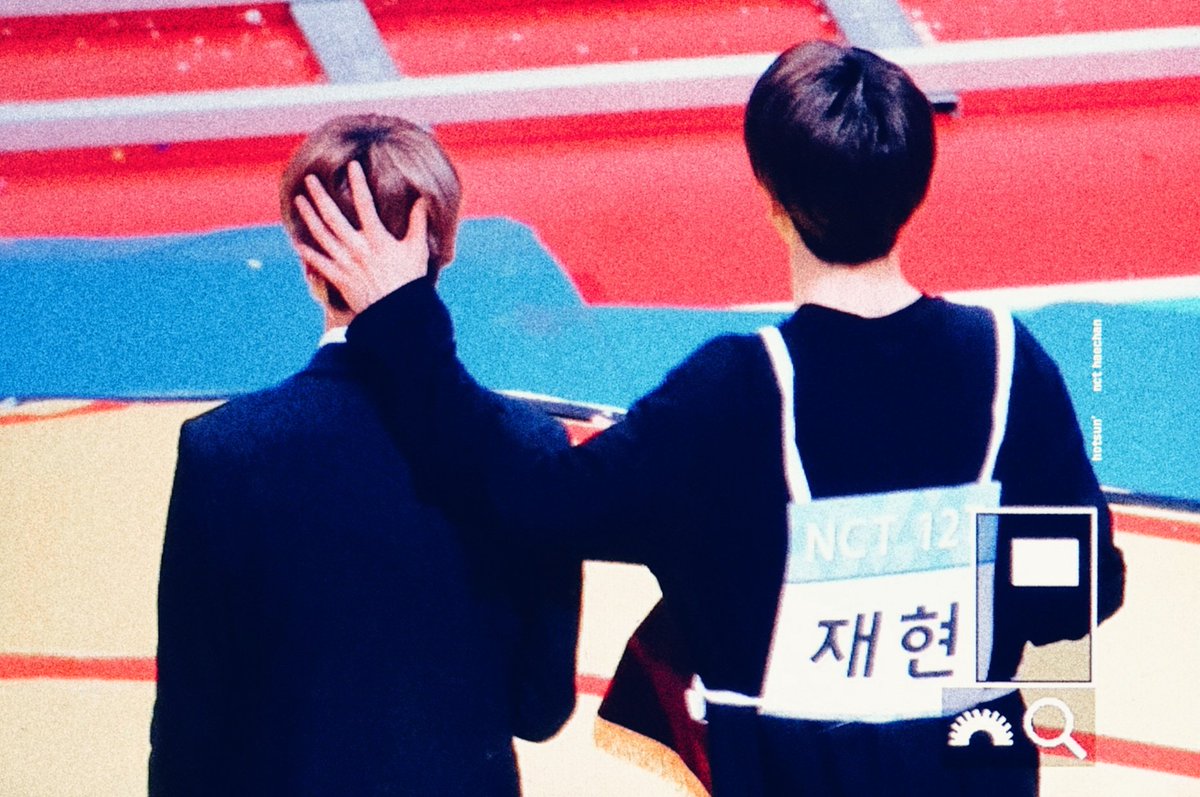 JJHxLHCbot's tweet photo. 20190812。偶像運動會。
#103Roomie #理想的戀愛 https://t.co/NBpToESTl2