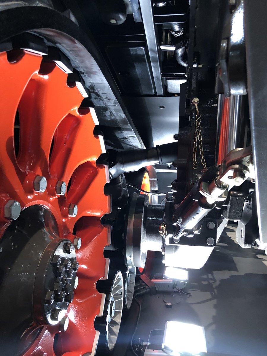 TheChadColby's tweet photo. This @CLAAS_America tractor will be on display at @FPShow next week!  It’s NOT for sale in #NorthAmerica, was first shown at  @AGRITECHNICA in 2017. @FarmIndustryNew @Willie1701A @raby_eric https://t.co/s7kByiVqPx