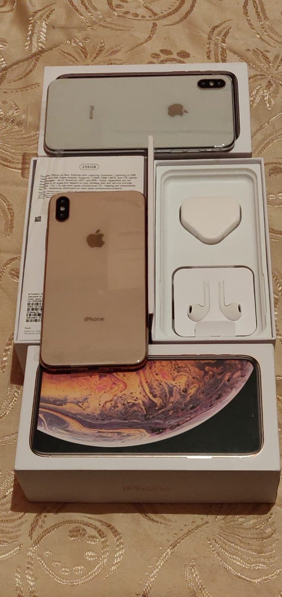 udpabusiness's tweet photo. Temos iPhone XS de 64Gb novos ao melhor preço do mercado!!🤩
Pega já o teu por 365.000kzs, estás a espera de quê?😌

DM para mais informações e entrega.📦🚚 https://t.co/0Ora1ZCxwt