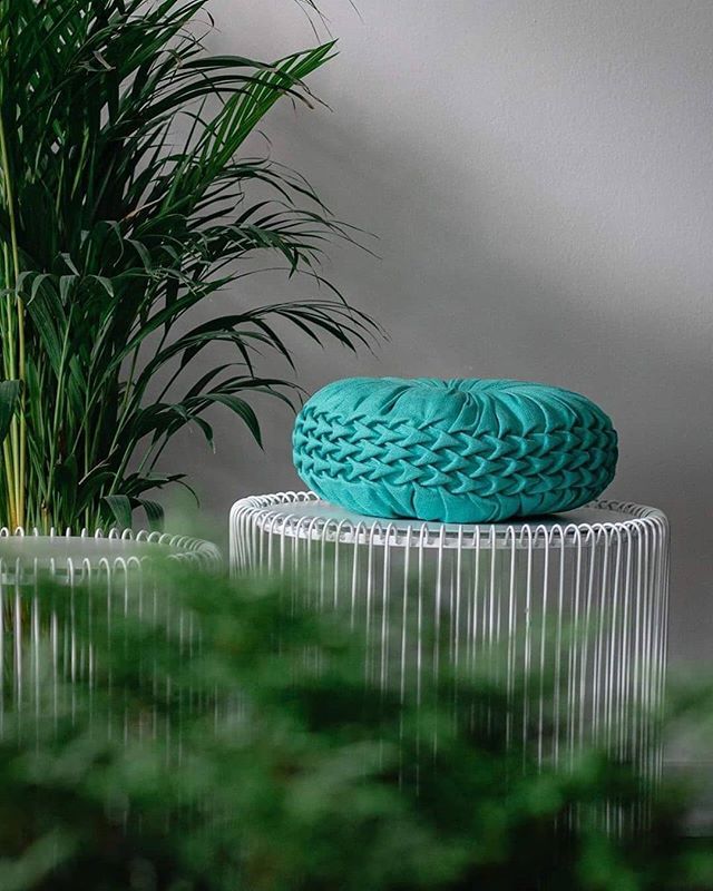 One more colourful natural linen pillow in turquoise blue 🌿- <a href="/mellowfolds/">Mellow folds</a> .
.
#etsy #etsyshop #etsylisting #etsylithuania #blogger #interiorlover #intetior123 #decorativepillow #round #cushion #handmade #linen #naturallinen #nature #urbandecor #urbaninteriors #bohohome #home…