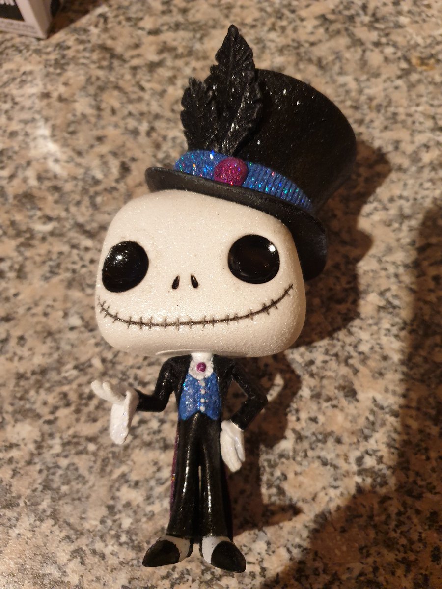Cheryliswaiting's tweet photo. Having a bit of a shitty time lately....so i cheered myself up with this....i dont think the picture shows how SPARKLY he is!!πβ€ #funkopop #DapperJack #jackskellington https://t.co/cnr0vFUVbe