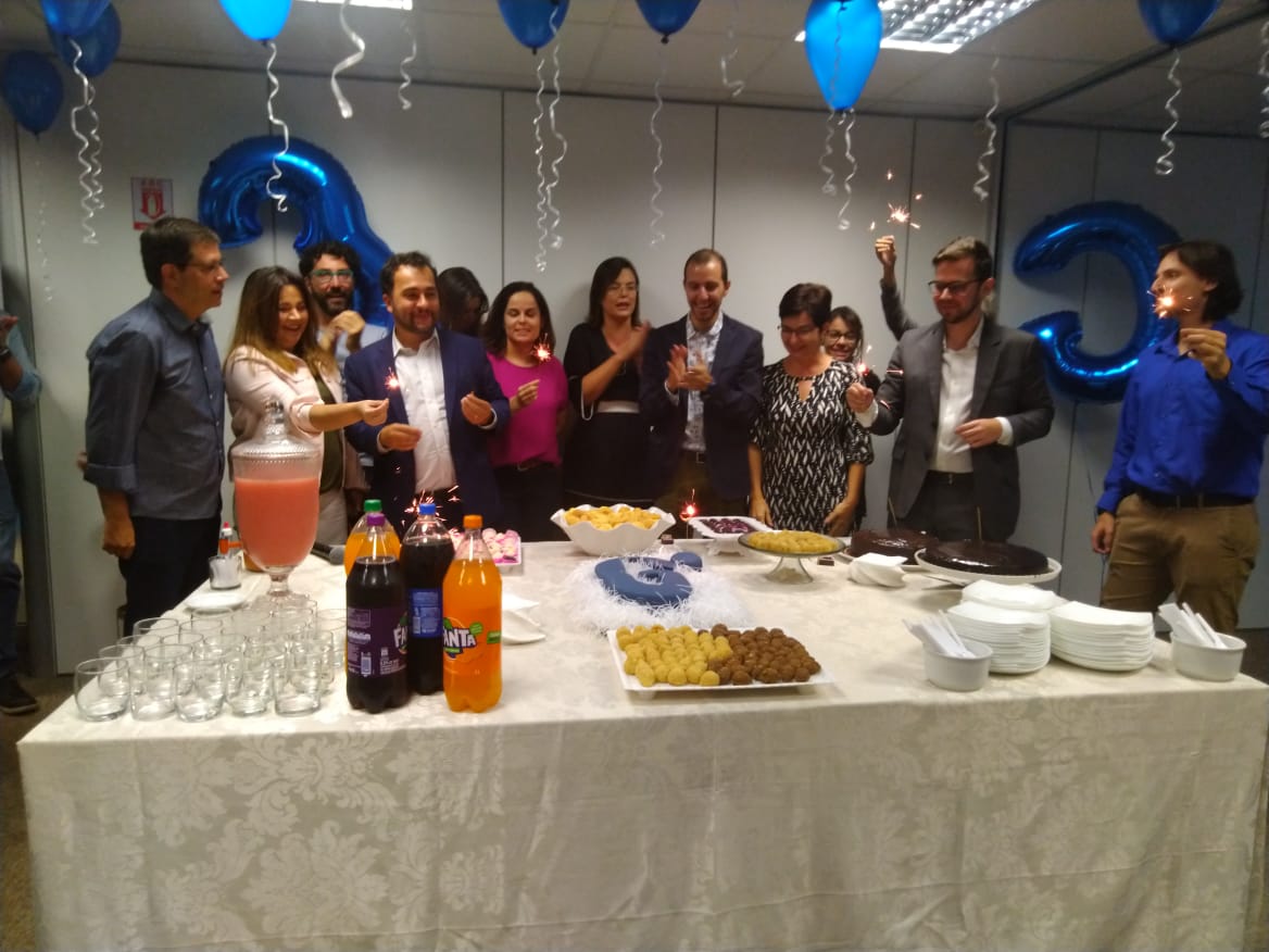 Parabéns, @gnova! Muitos anos de vida!!! 👏👏👏🎂🎉🎊🎈