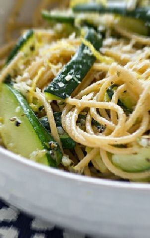 IBSHealthcom's tweet photo. Low FODMAP and Gluten Free Recipe - Zucchini and Feta Pasta https://t.co/MeEgYScln1 https://t.co/rFEZ4K228D