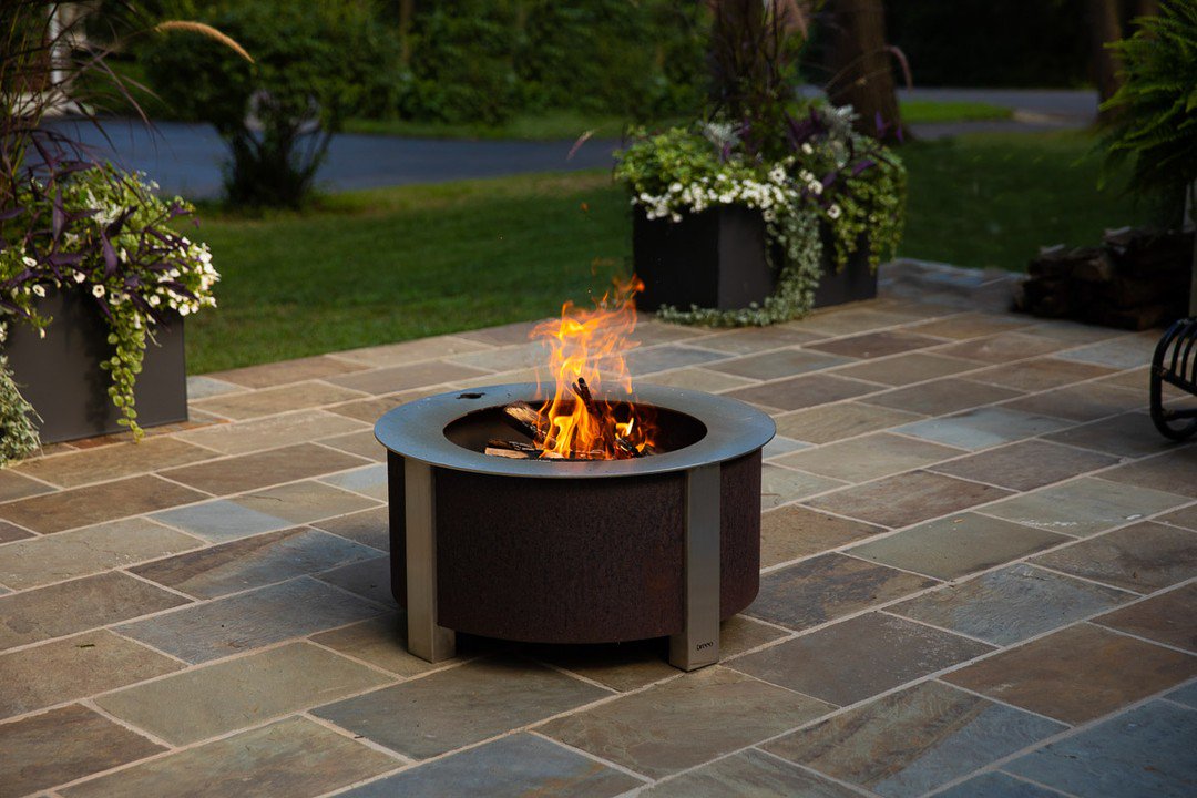 TheMulchBarn's tweet photo. Introducing the Breeo Phoenix, the latest award-winning smokeless fire pit!

Learn more: https://t.co/E93oBD67fz https://t.co/3563if0FFf