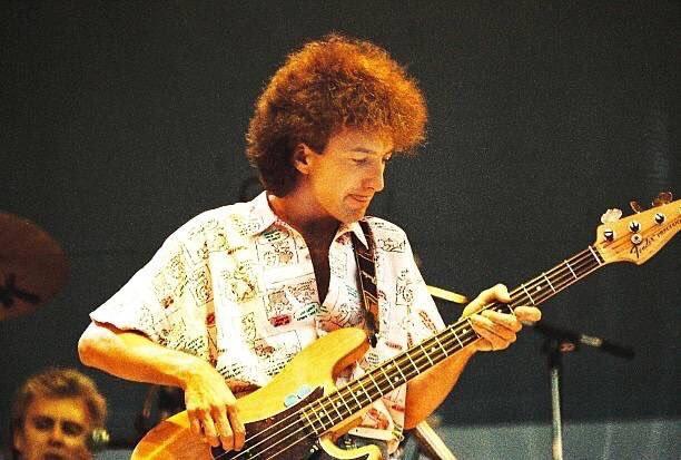 Wishing a happy 68th birthday to bassist John Deacon!    