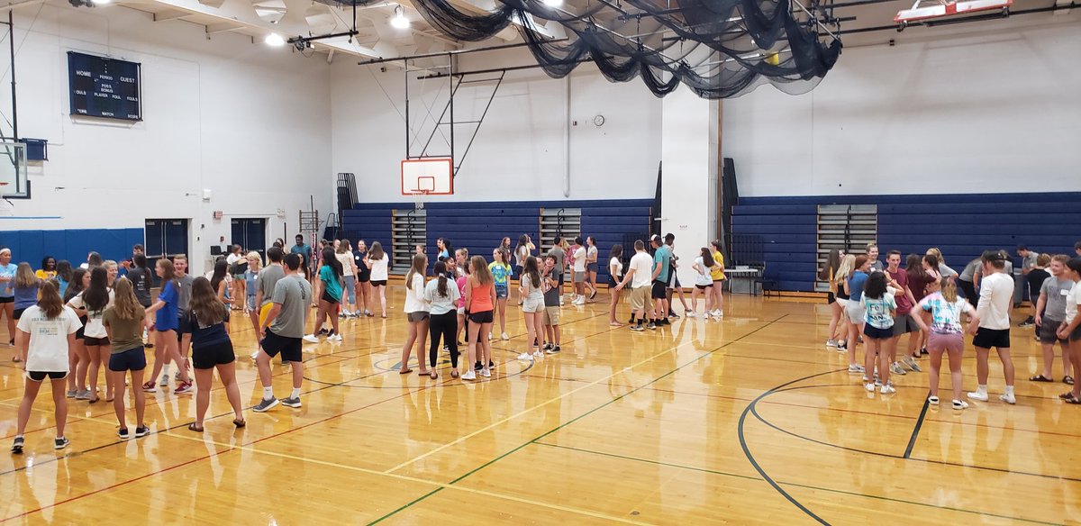 RotoliScience's tweet image. Shout out to all of our Link Leaders who were in school and ready for training by 7:30 this morning! :) (That's super early for a summer Monday!) Tomorrow is the big day - Freshman Orientation! See you there! @victorlinkcrew @VictorSeniorHS