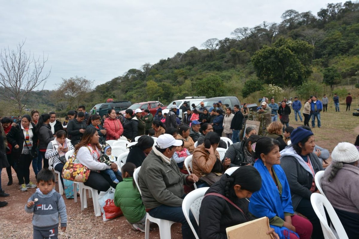 yucrabraulin's tweet photo. #Ahora #Tarija 
Privilegiado por acompañar a nuestro Vicepresidente, @GarciaLinera en la entrega del “Centro de Transformación de Cítricos”, que beneficiarán a 553 Familias de Carapari, financiado por el @FDI_oficial con una inversión de Bs. 4 Millones
#EvoYPuebloFuturoSeguro https://t.co/CekIgTcOmu