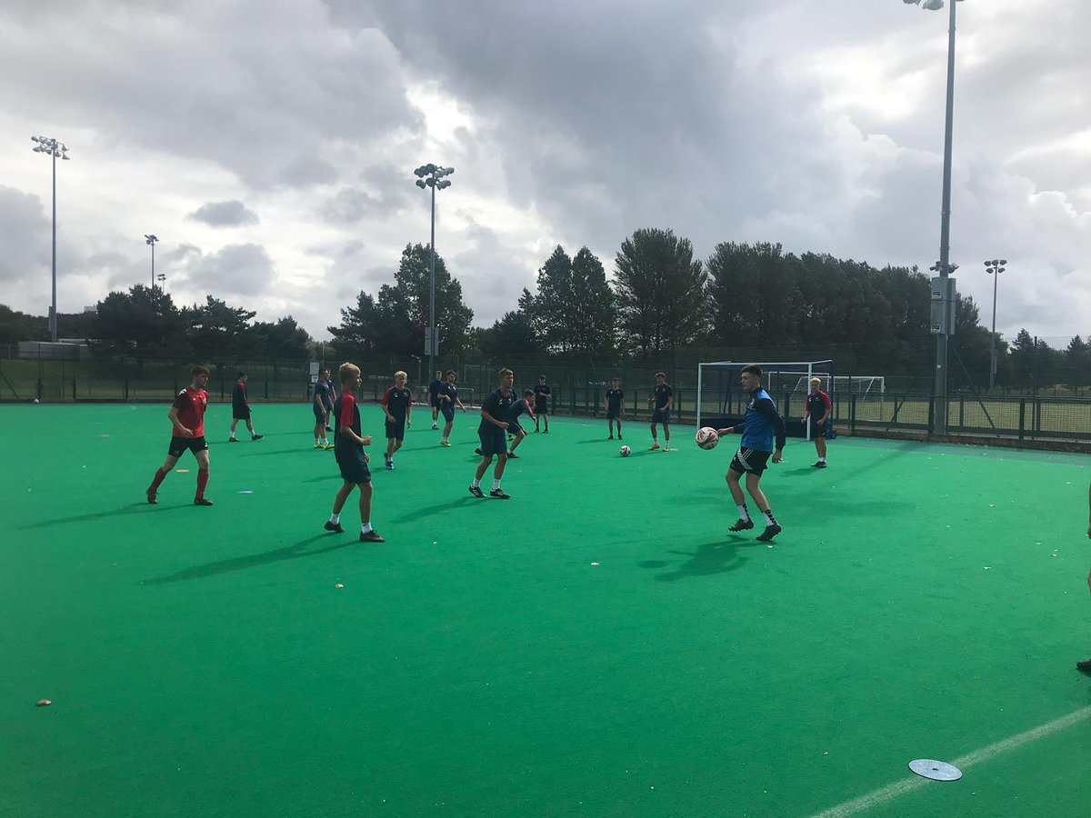 GCSFootball_'s tweet photo. Pre Season 2019 Cat 2 & 3
Also excellent 1st day with @GCSFootball_ Cat 2&3 training at @SwanseaUni in preparation for two games vs. 10 Football Academy & @TnsAcademy in next two weeks #StandardsSet #TeamGCS #NewRecruits https://t.co/T6nXXbmTMl