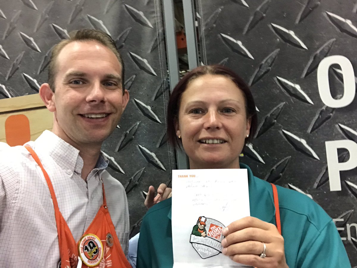 PhilGHomeDepot's tweet photo. Congrats to Kim for earning her Platinum award. Thank you for taking great care of our customers. @MToby2742 @McFarrenGary @LivoniaThd @cushys777 @SmittAaron @SWHR33 https://t.co/PXRTbTQkuN