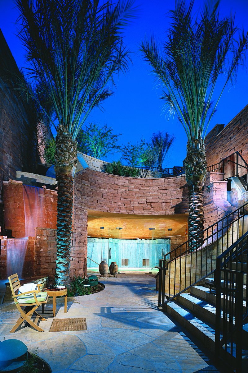 three architecture tweet media