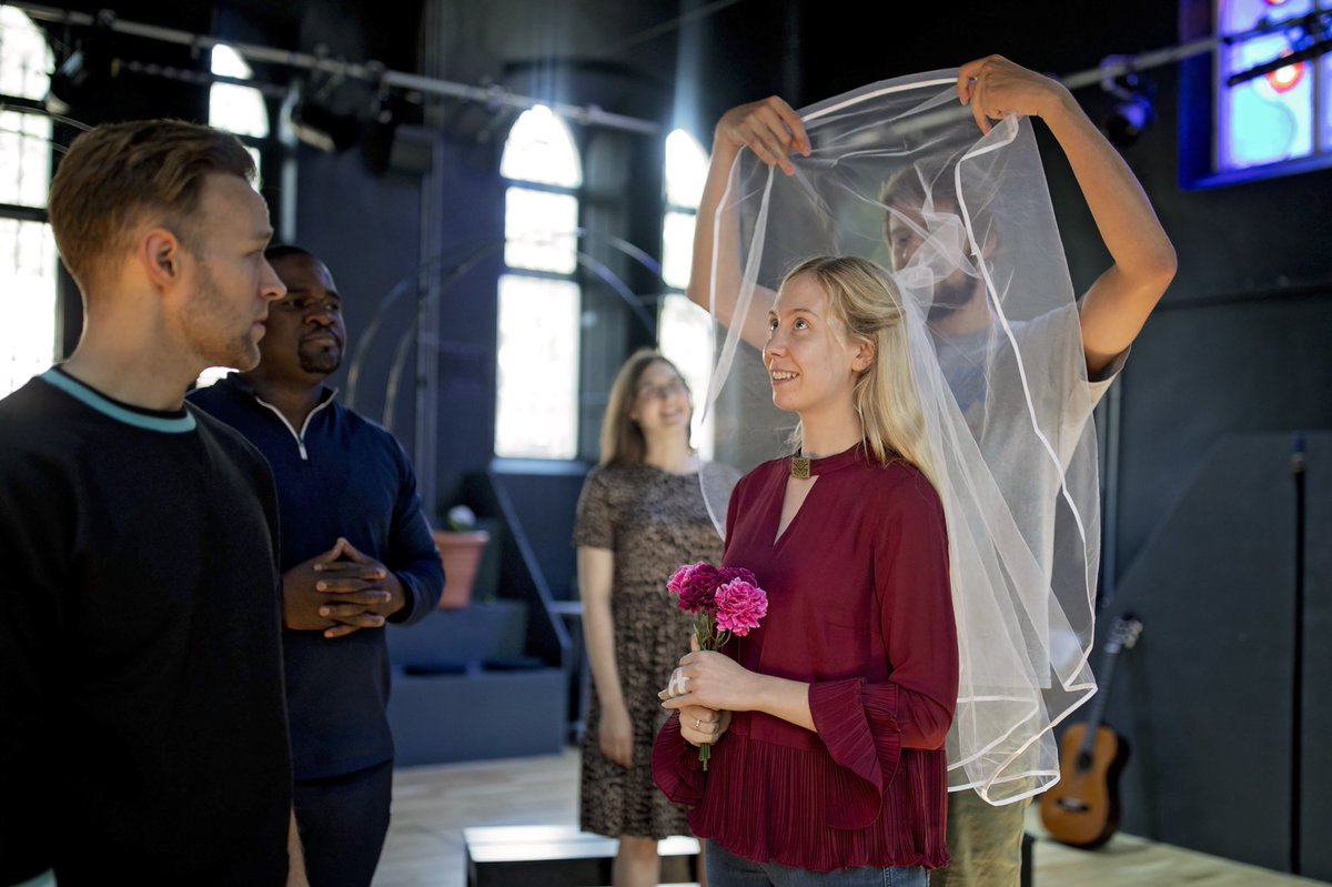NorthernOpera's tweet photo. Thanks to photographer @Fiona_Pelly of Pelly&amp;Me Photography for her amazing rehearsal photos this #InternationalPhotographyDay remember that tickets can be purchased for ‘Much Ado About Nothing’ from https://t.co/vqoTKqb2MF https://t.co/vl50TXOvO5
