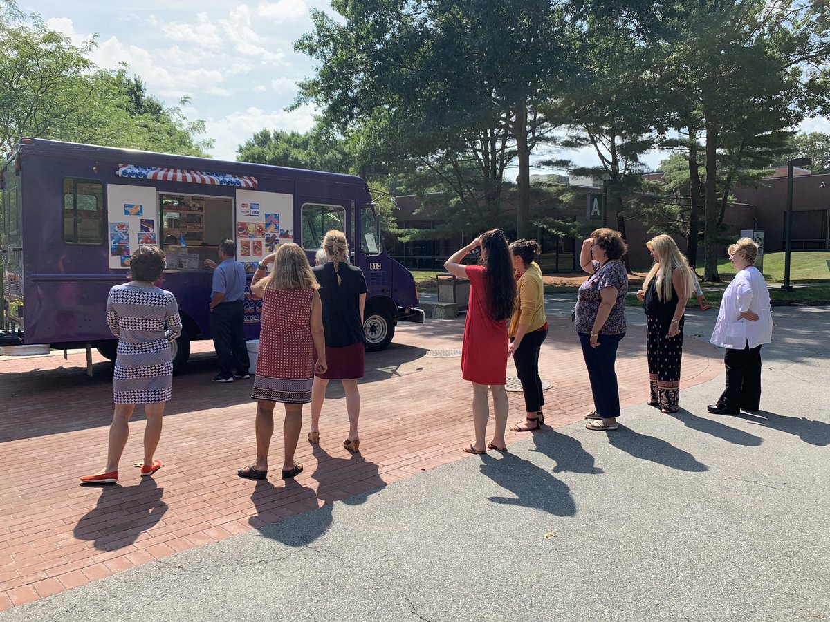 ConvertinoGary's tweet photo. Everyone enjoying ice cream at the Fall River Campus. On our way to New Bedford next.  @BristolCC https://t.co/A7sCZJ8gLu