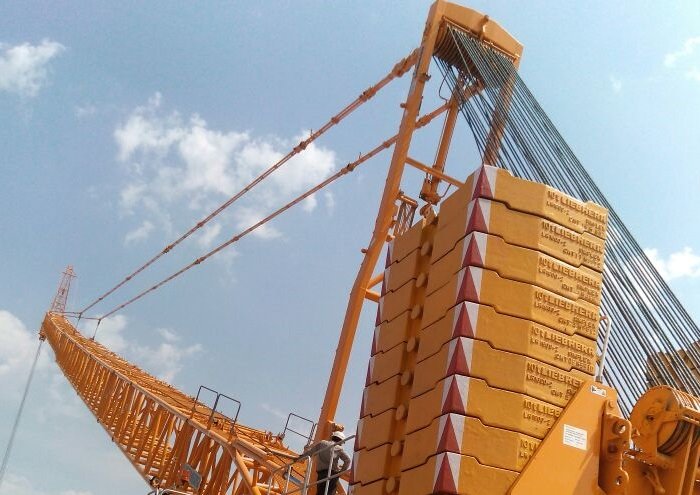 PlanetCranes's tweet photo. #cranes #LR1600 #liebherr #forsale
CHOICE OF TWO MACHINES / DIRECT FROM THE CRANE COMPANY / 2015 &amp; 2016 Liebherr LR1600 - full details from sales@planetcranes.com #crawlercranes https://t.co/Zx6lQ6dIWU