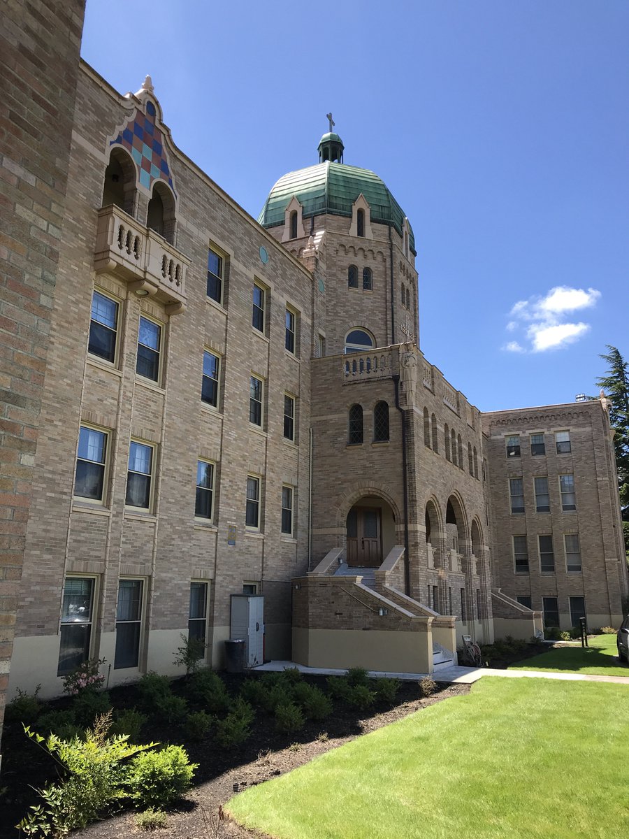 SrAlisonGreen's tweet image. Here at the Motherhouse we are praying for safe travels for those Sisters who are out enjoying the beauty of God’s creation in these last days of summer. #conventlife