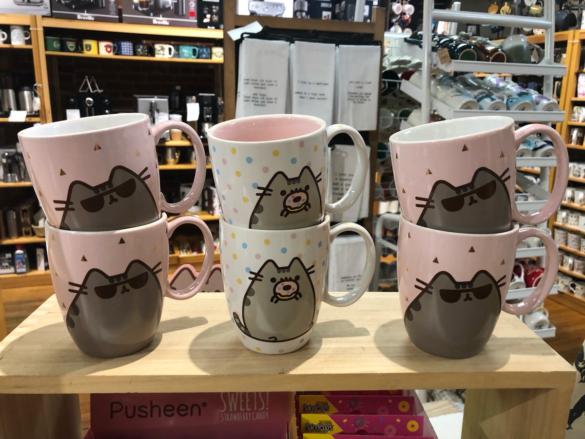 TheCupboardFC's tweet photo. Guess who has arrived in time for the new school year? @Pusheen https://t.co/neG2b6gwSr