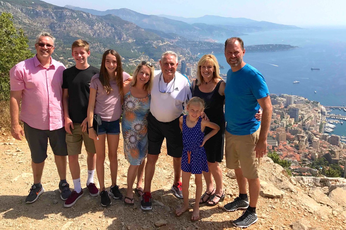 Vacatia's tweet image. You'll REALLY like @KidTripster's incredibly useful "Traveling With Grandparents - 10 Ways to Make a Trip with Grandma &amp;amp; Grandpa Go More Smoothly"! 😎🌴🌵❄️ #familytravel #multigen @FamilyTravAssoc kidtripster.com/stories/travel…