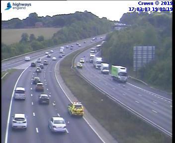 HighwaysSEAST's tweet image. #M3 J11 #Shawford, recovery has been complete. Unfortunately on the Northbound c/way the road surface has been damaged. Emergency repairs will now need to be made for both the central reservation barrier and road surface damage. Lanes 2&amp;amp;3 will remain closed on the Northbound.