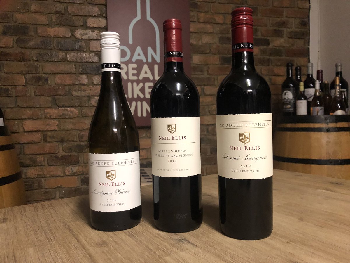 DanReallyLikesWine tweet media