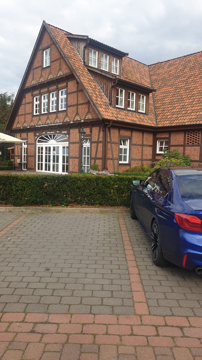 Trancez0r's tweet photo. 12 hrs, 1200 km done on day 1. Felt I could've pushed for more in one day but decided not to and just checked in for the day. Lots of Autobahn traffic today so I didn't get much pedal to the metal action :( 700 more km and Zurich tomorrow. #roadtripupdates https://t.co/n1nezUsDaL