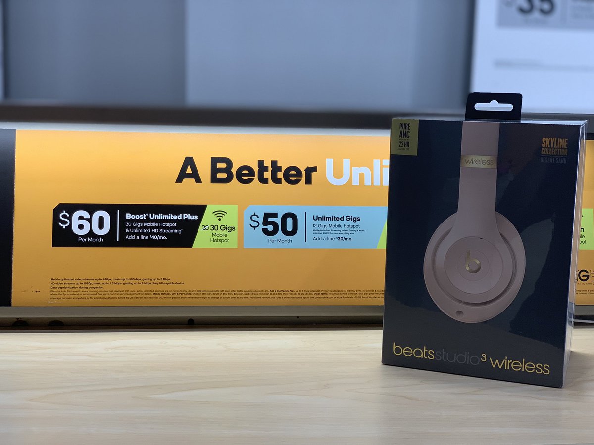 Back 2 School Raffle!!! 🔥🔥🔥 Only @ Amazing Wireless Locations.... Come visit us today Add-A-Line &amp; Get a Ticket Number!