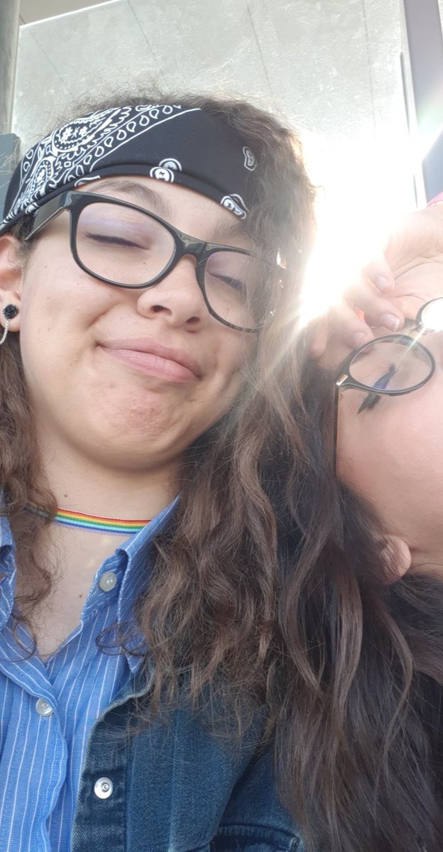 NarcySllat's tweet photo. J'ai trouvé plus folle que moi
@Neru_Hell
Ps: on est des gigas putes si vous voulez nous catch #antipute https://t.co/j05mpE01Tn
