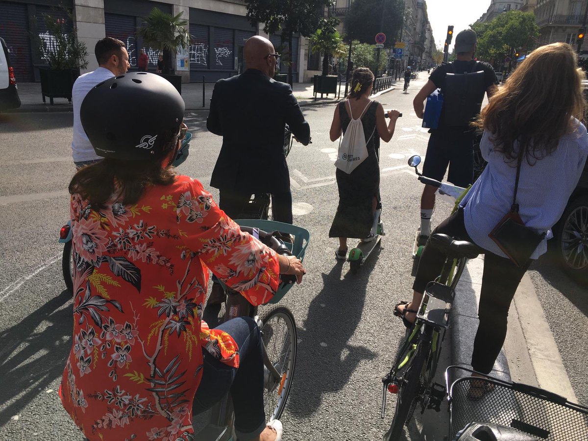 Avec mon équipe, pour le suivi des nouvelles pistes cyclables parisiennes ! 🚴‍♀️🚴‍♂️ #ParisSeTransforme #Velo #Velotaf