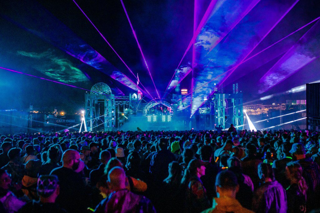 monicagray_'s tweet photo. My Incredible Experience at Boomtown Fair 2019 https://t.co/VrxylrlR3A https://t.co/357W1n78ej
