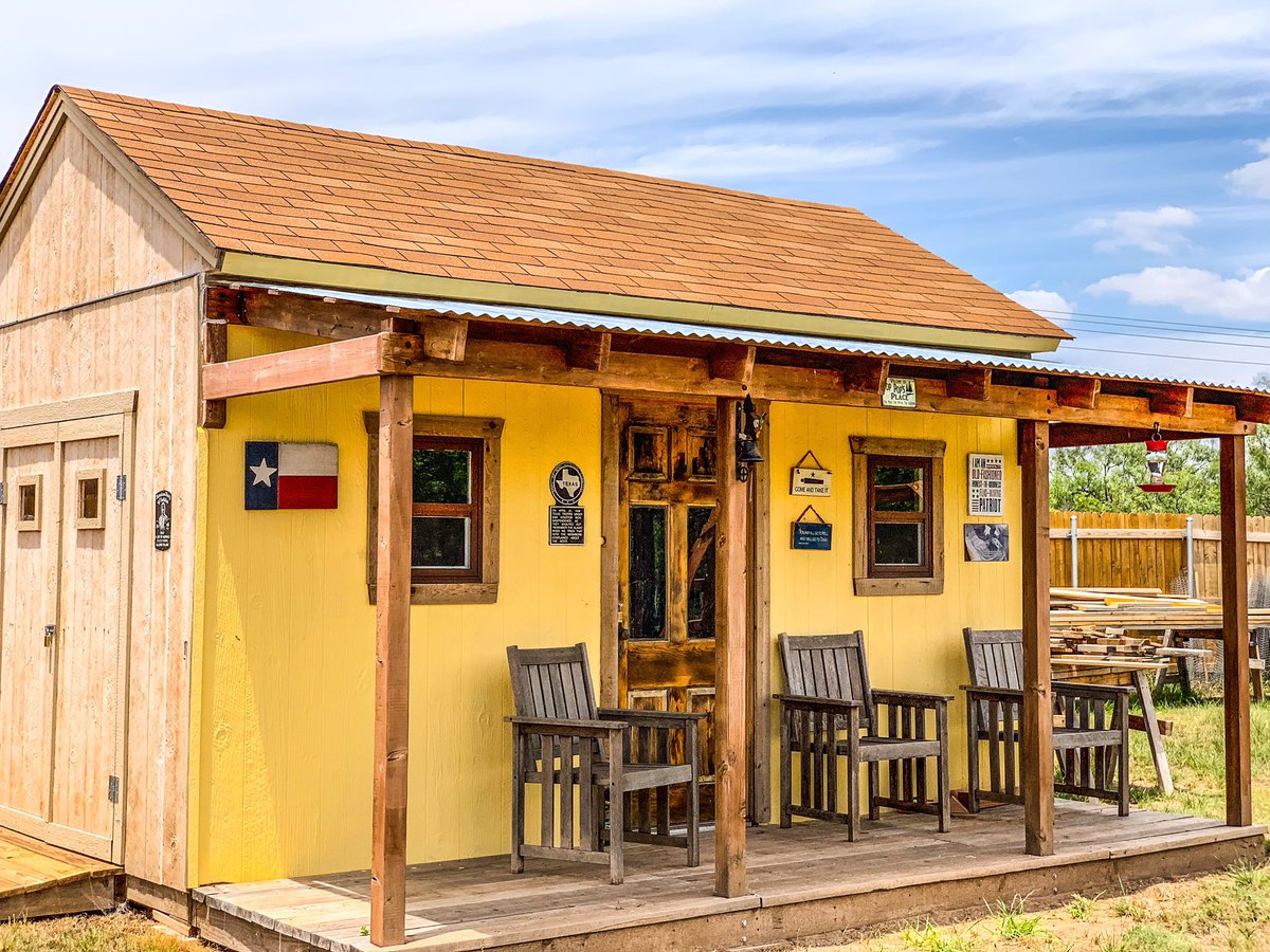 <a href="/royspence/">Roy Spence</a> Today, I received the best message I’ve ever heard at any conference. You’re welcome to sit on my porch any time. I have officially drunk the kool-aid. Thank you, good sir. #esto19 #thepromisedlandproject #unleashingthepowerofpurpose