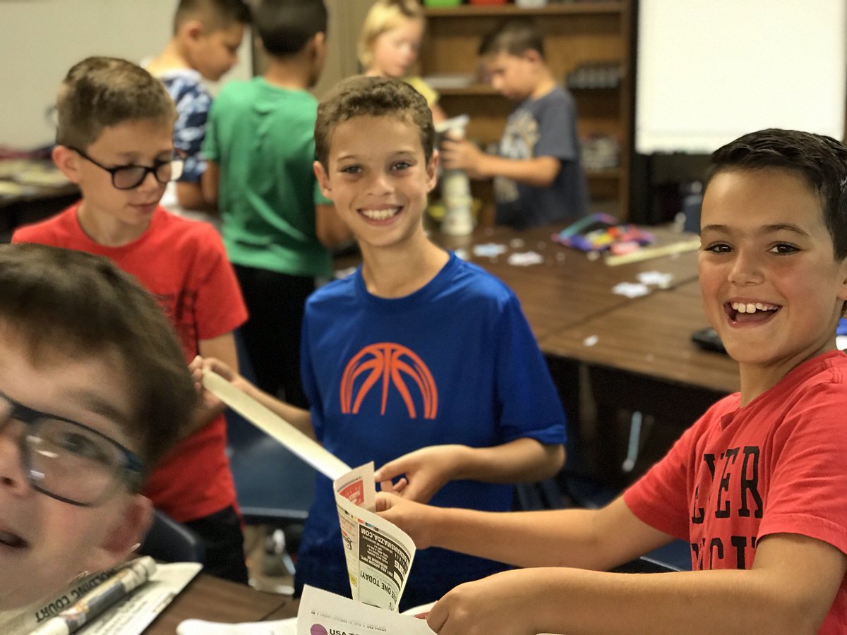 Marsh_CSS's tweet image. Enrichment fun! #southsiderocks #concordpride #rm35