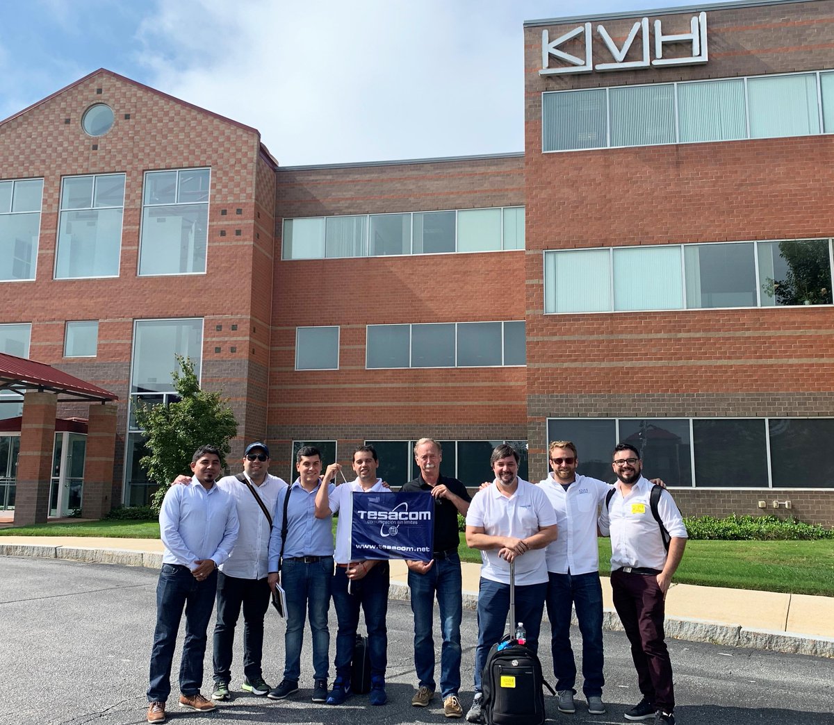KVH's tweet photo. Great training at KVH Headquarters with the @tesacomnet team!
#connectivityatsea #connectivity #connectionsmatter https://t.co/sMFAOIknzj
