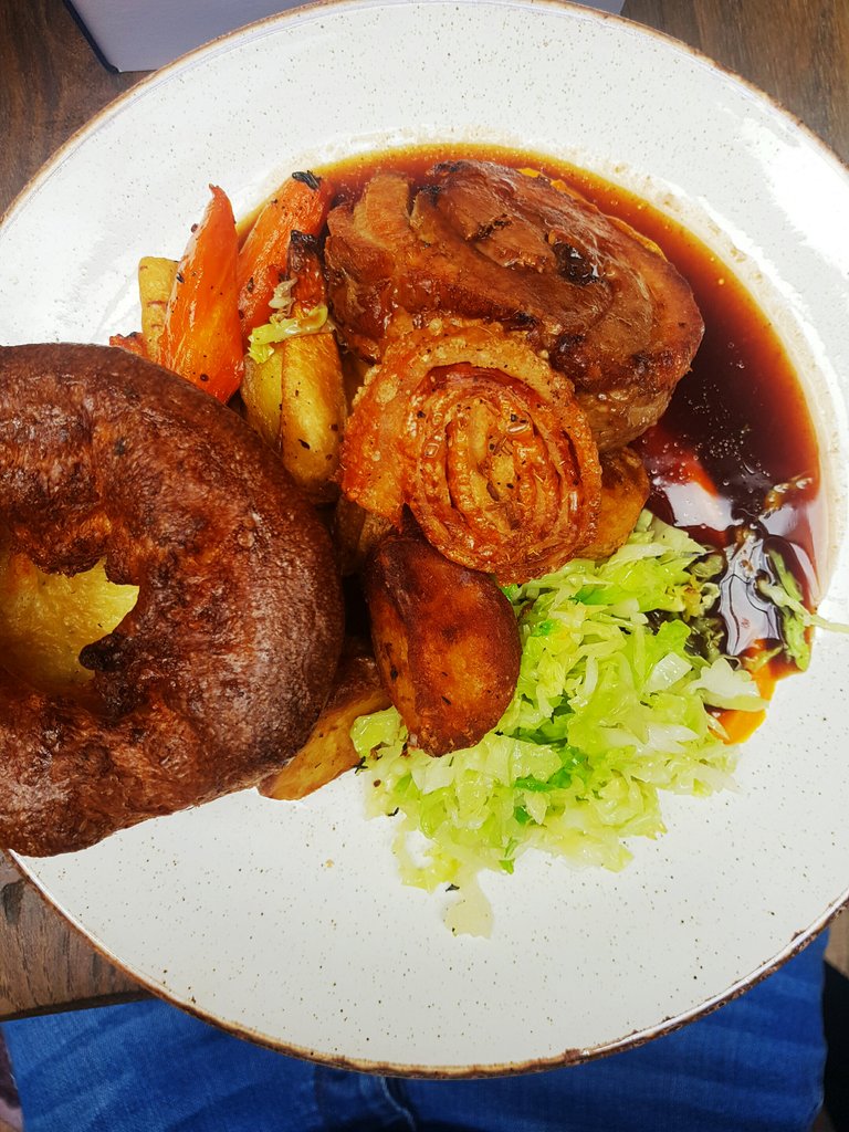 CrumbsRuss tweet media