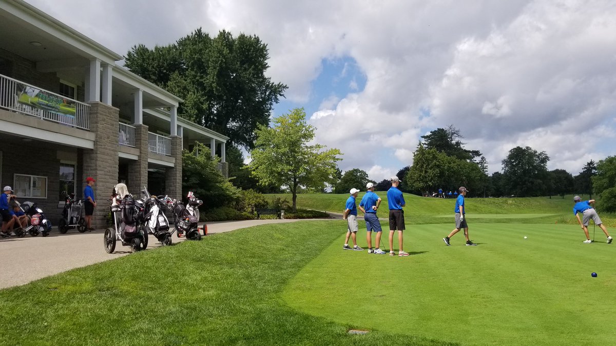 Players teeing off at the Closing day and Banquet <a href="/GaltCntryClub/">Galt Country Club</a>