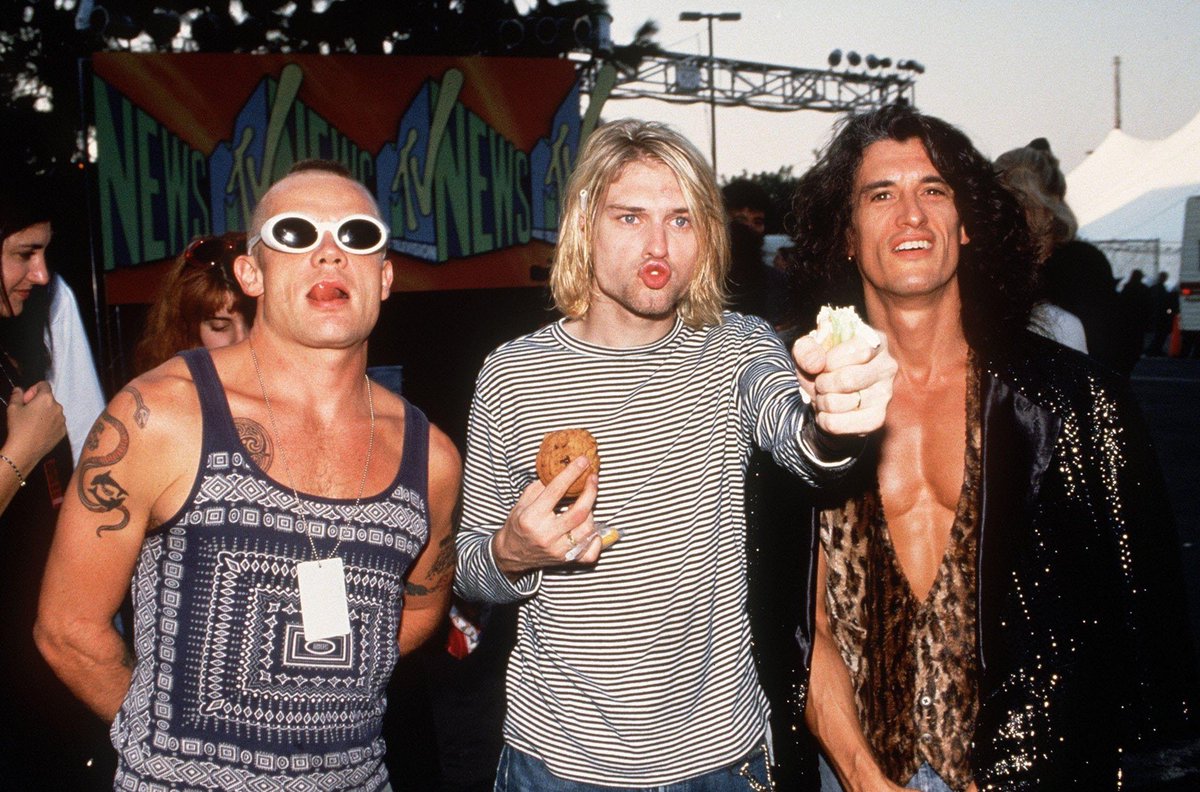 oldteenspirit's tweet photo. Flea, Kurt Cobain and Joe Perry, early 90’s, simply iconic. https://t.co/pdHkTdsJVU