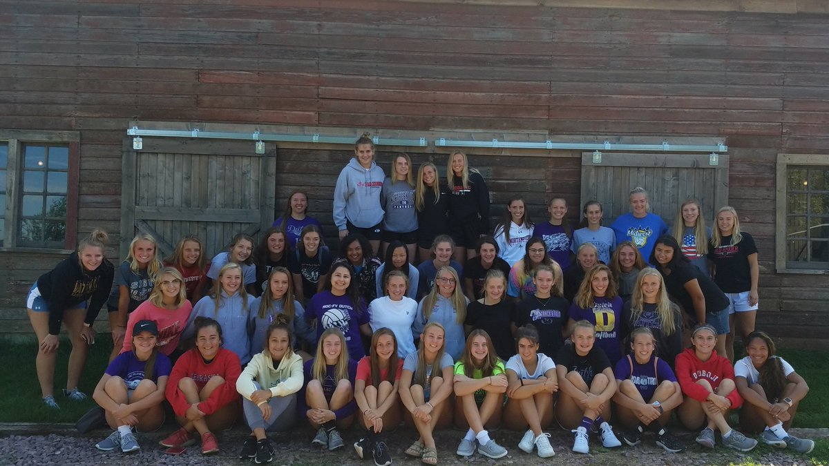 MOCFV_VB's tweet photo. Monday Brunch before afternoon camp. The North Place is filled with so many great preseason memories from over the years! 💜 https://t.co/HGYYE3qnmn