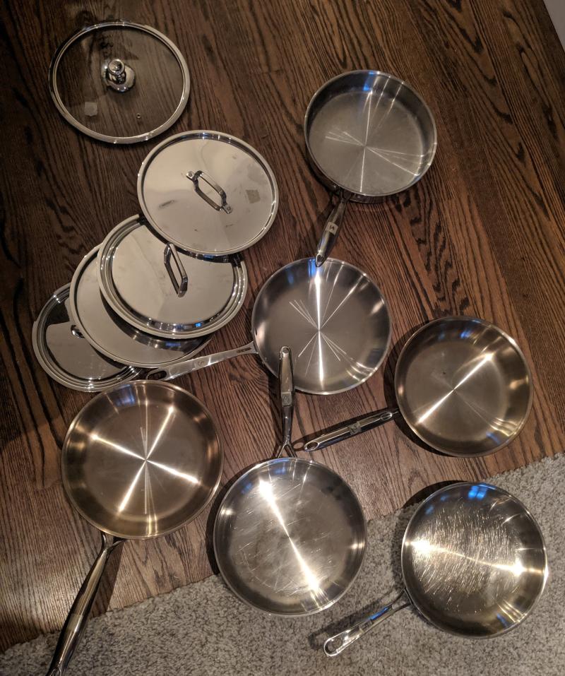 getensembl's tweet photo. Sneak peek into Ensembl's #cookware charitable donation program: we are thrilled to announce that we donated 19 pieces of cookware to @2ndHarvestTO, which will be used by @frontlinesto in their culinary training program to teach individuals culinary skills an aid with employment! https://t.co/KMXcyNtsM8