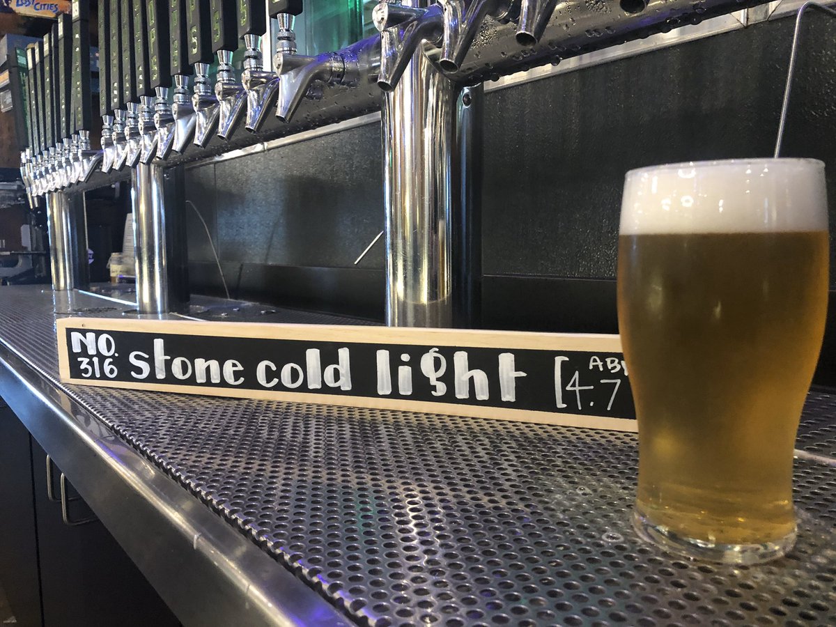 hoopsbrewing's tweet photo. No. 316 stone cold light now pouring at the beer hall. Late summer crushable light beer😊 #thrfriendlybeerhall #hoopsbrewing #easydrinker https://t.co/eTxeocTgzk