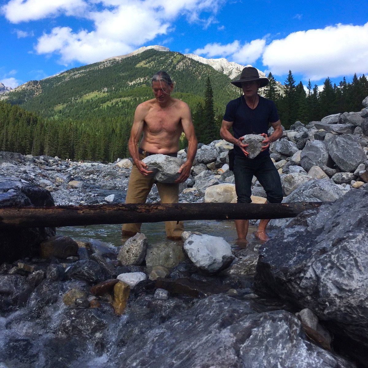 gogetdotfit's tweet photo. Here at GGF we're grateful for wonderful friends like Wiley and his family. They showed us today that you don't need to go to a fancy gym or exercise class to get a great workout in
#gogetfit #outdoors #mountains #mountainphotography #exercise #getactive #gethealthy https://t.co/zwXTmeIKEC