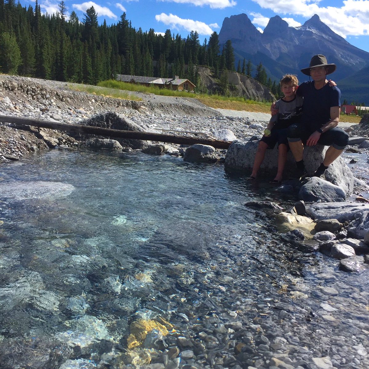 gogetdotfit's tweet photo. Here at GGF we're grateful for wonderful friends like Wiley and his family. They showed us today that you don't need to go to a fancy gym or exercise class to get a great workout in
#gogetfit #outdoors #mountains #mountainphotography #exercise #getactive #gethealthy https://t.co/zwXTmeIKEC