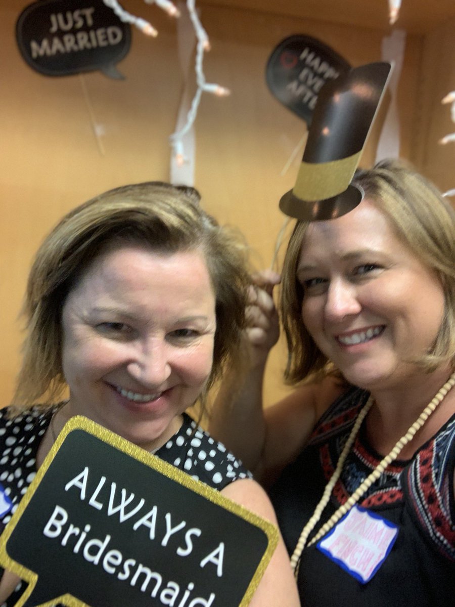 mrsfinch4th's tweet photo. A beautiful Co-Coteaching Marriage Begins! #ESLtraining #culturallyresponsiveclassrooms #successforallstudents @CaterJennifer https://t.co/6VfZbxyvGr