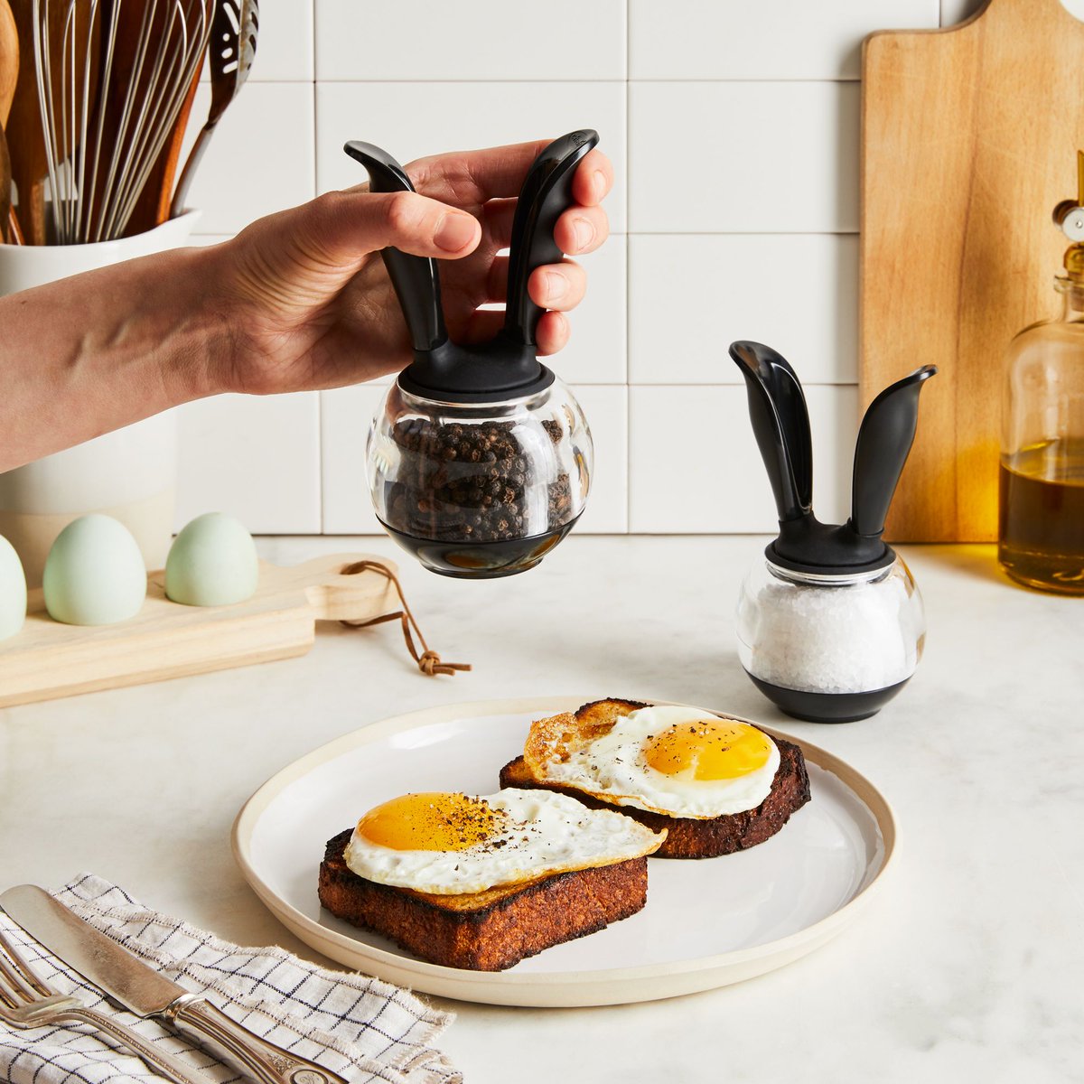 Habitat Housewares On Twitter It S Time To Upgrade To A Salt Mill And Pepper Grinder With A Unique One Handed Design By Squeezing The Little Rabbit Ears You Can Send A Sprinkle Of